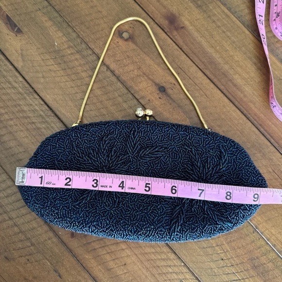 Vintage Blue beaded Floral design Gold chain Clutch Purse - Picture 9 of 12